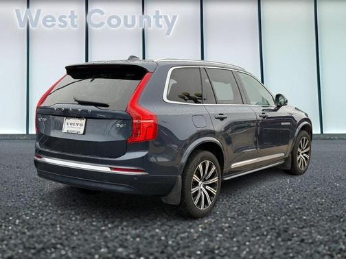 2023 Volvo XC90 B6 Plus 7-Seater