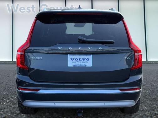2022 Volvo XC90 T6 Inscription 7 Passenger