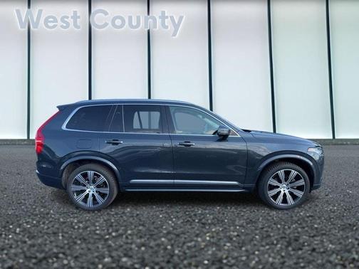 2022 Volvo XC90 T6 Inscription 7 Passenger