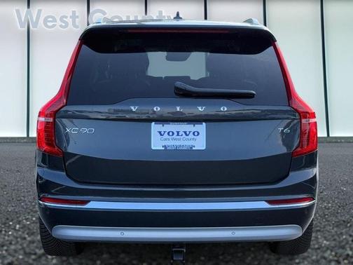 2022 Volvo XC90 T6 Inscription 7 Passenger