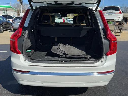 2024 Volvo XC90 Recharge Plug-In Hybrid T8 Ultimate Bright Theme 7-Seater