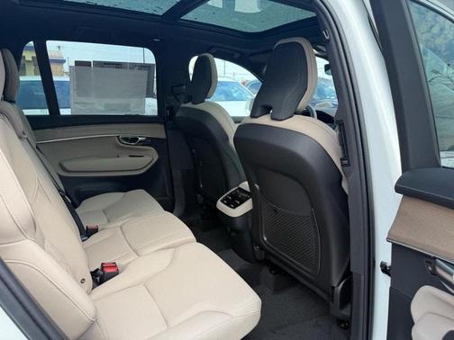 2026 Volvo XC90 B5 Plus 7-Seater