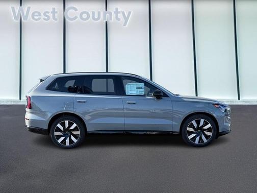 2025 Volvo EX90 Twin Motor Performance Ultra 6-Seater