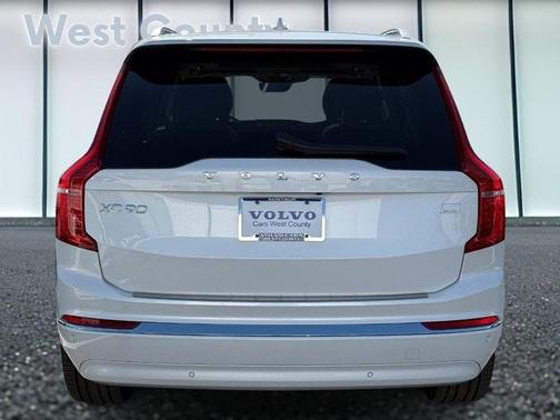 2024 Volvo XC90 Recharge Plug-In Hybrid T8 Plus Bright Theme 7-Seater