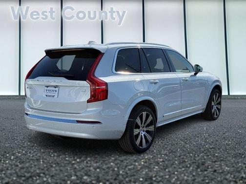 2024 Volvo XC90 Recharge Plug-In Hybrid T8 Plus Bright Theme 7-Seater