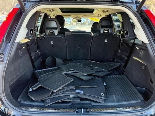 2024 Volvo XC90 B6 Plus Bright Theme 7-Seater