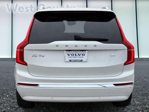 2024 Volvo XC90 Recharge Plug-In Hybrid T8 Ultimate 6-Seater