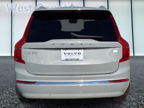 2024 Volvo XC90 Recharge Plug-In Hybrid T8 Ultimate Bright Theme 7-Seater