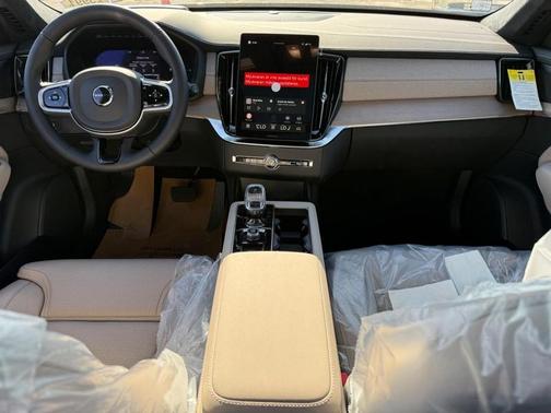 Red Metallic 2026 Volvo XC90 Plug-In Hybrid T8 Ultra 7-Seater