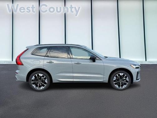 2026 Volvo XC60 B5 Ultra
