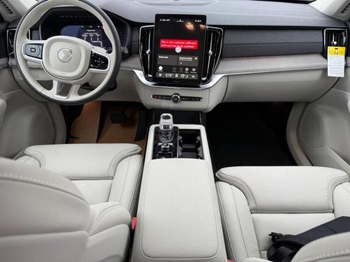 2026 Volvo XC90 B6 Ultra 7-Seater