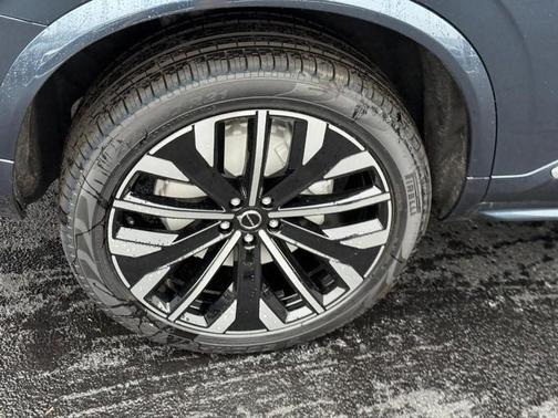 2026 Volvo XC90 B6 Ultra 7-Seater