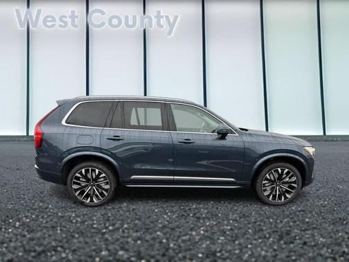 2026 Volvo XC90 B6 Ultra 7-Seater
