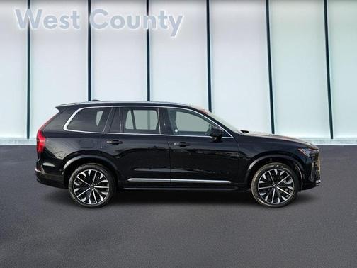 2025 Volvo XC90 B6 Plus 7-Seater