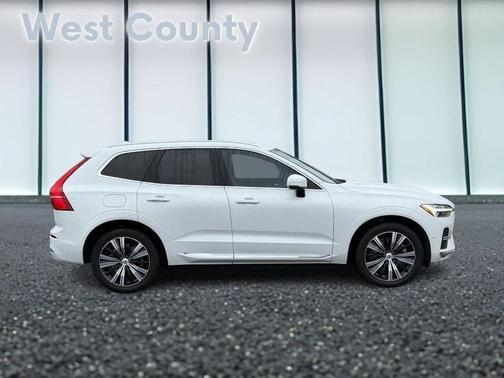 2023 Volvo XC60 B6 Ultimate Bright Theme