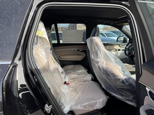 2026 Volvo XC90 B5 Plus 7-Seater