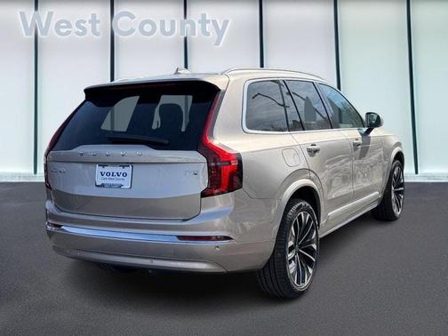 Bright 2026 Volvo XC90 Plug-In Hybrid T8 Plus 7-Seater