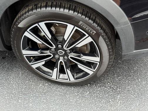 2024 Volvo V60 Cross Country B5 Ultimate