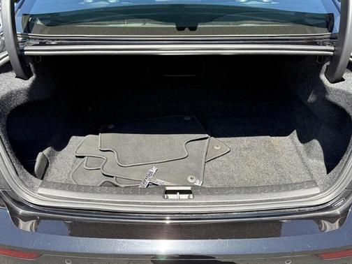 2024 Volvo S60 B5 Plus Black Edition