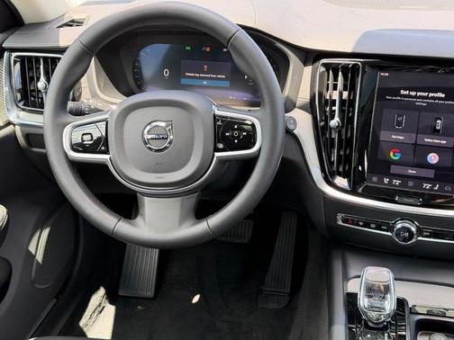 Bright 2026 Volvo V60 Cross Country B5 Ultra