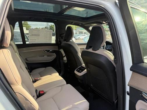 2026 Volvo XC90 B5 Core