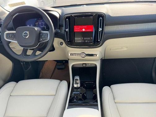 Crystal White 2026 Volvo XC40 B4 FWD Plus