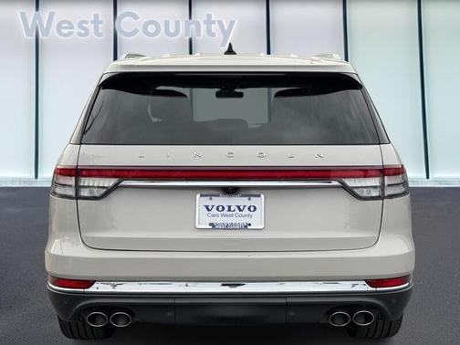 Pearl Metallic 2022 Lincoln Aviator Reserve AWD