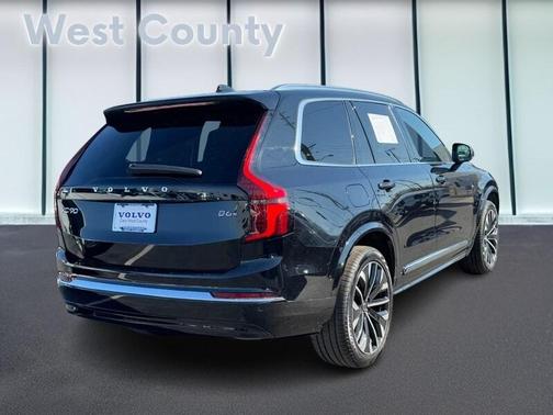 2025 Volvo XC90 B6 Plus 7-Seater