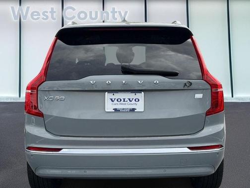 2024 Volvo XC90 Recharge Plug-In Hybrid T8 Plus Bright Theme 7-Seater