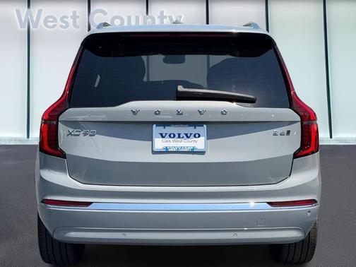 Metallic 2025 Volvo XC90 B6 Plus 7-Seater