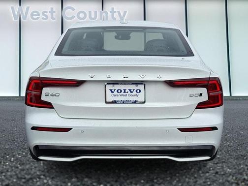 2025 Volvo S60 B5 Core