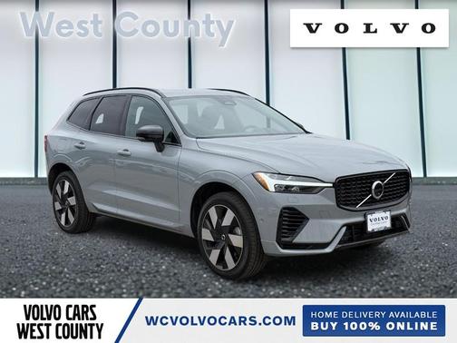 2025 Volvo XC60 Plug-In Hybrid T8 AWD Plus