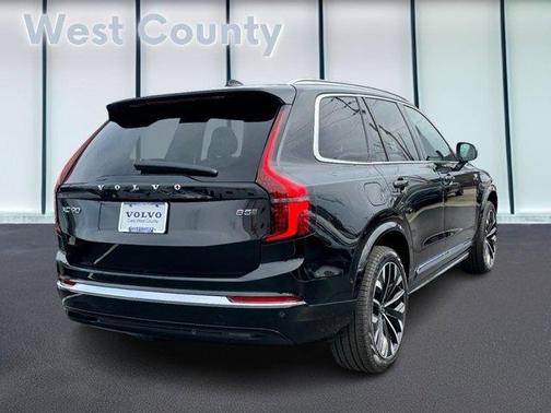 2025 Volvo XC90 B5 2025.5 PLUS