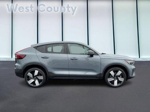2023 Volvo C40 Recharge Pure Electric Twin Plus