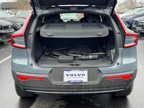 2023 Volvo C40 Recharge Pure Electric Twin Plus