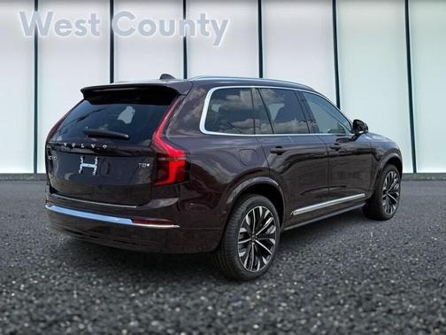 2025 Volvo XC90 Plug-In Hybrid T8 Plus 7-Seater