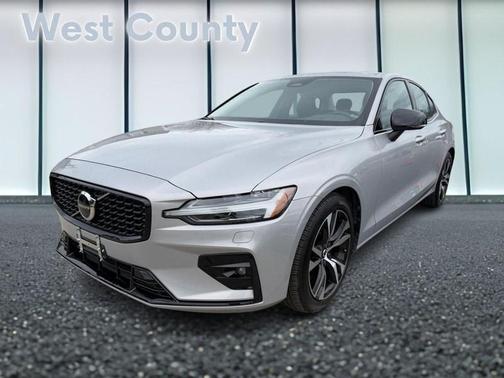 2025 Volvo S60 B5 Core