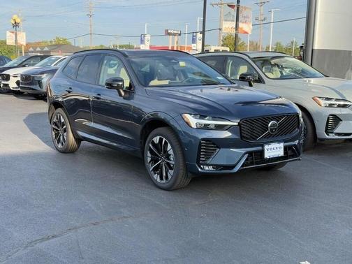 2026 Volvo XC60 B5 Plus