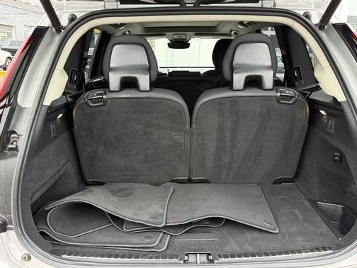 2025 Volvo XC90 B5 2025.5 PLUS