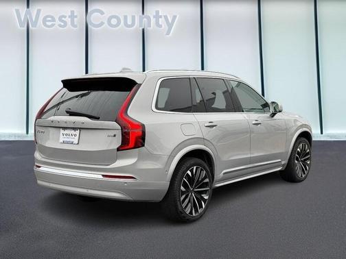 2025 Volvo XC90 B5 2025.5 PLUS