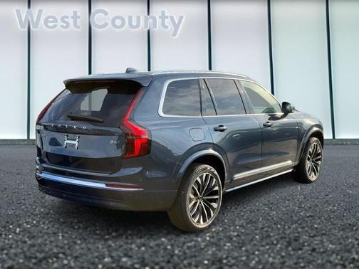 2026 Volvo XC90 B6 Plus 7-Seater