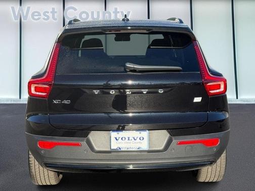 2023 Volvo XC40 Recharge Pure Electric Twin Plus