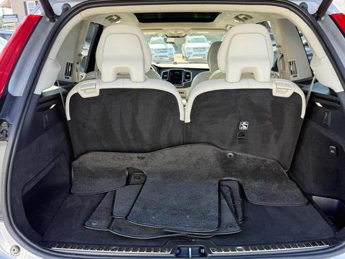 2024 Volvo XC90 Recharge Plug-In Hybrid T8 Ultimate 6-Seater