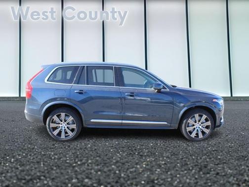2025 Volvo XC90 Plug-In Hybrid T8 AWD Plus 7-Seater