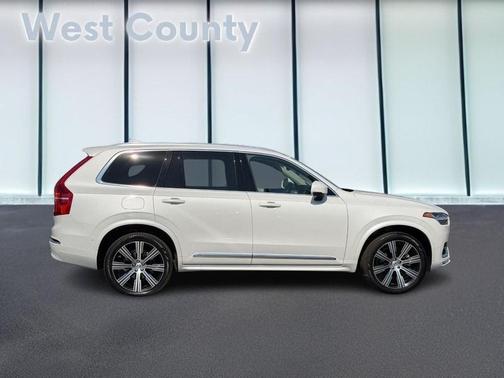 Crystal White 2024 Volvo XC90 B6 Ultimate Bright Theme 6-Seater