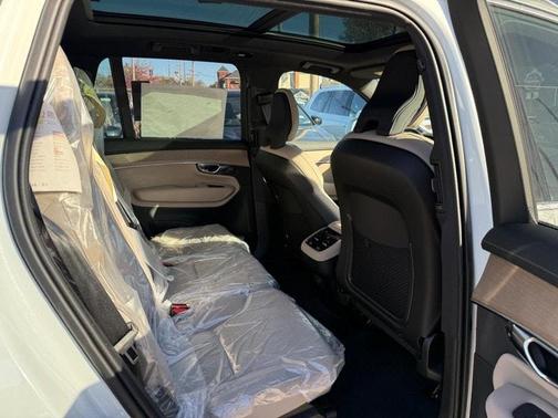 2026 Volvo XC90 B6 Plus 7-Seater