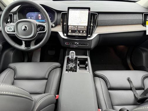 2026 Volvo XC90 B6 Ultra 7-Seater