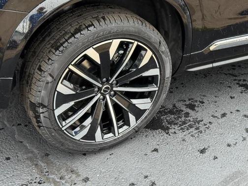 2026 Volvo XC90 B6 Ultra 7-Seater