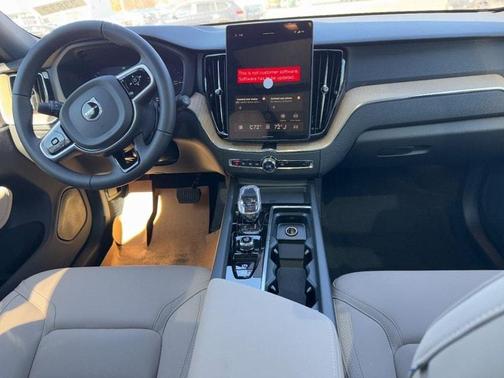 2026 Volvo XC60 Plug-In Hybrid T8 Plus