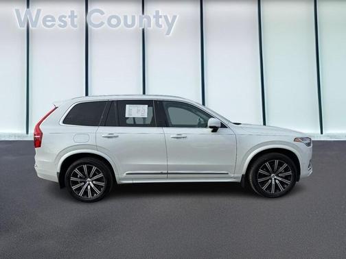 2023 Volvo XC90 B6 Plus 7-Seater